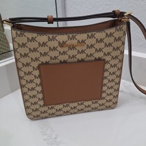 Michael Kors Gloria Medium Pocket Sling Pack Bag